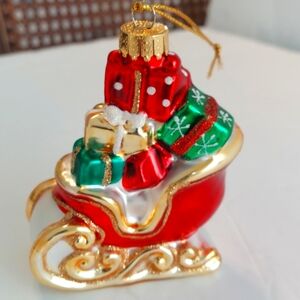 2 Sleigh W/ Gifts Christmas Ornaments
